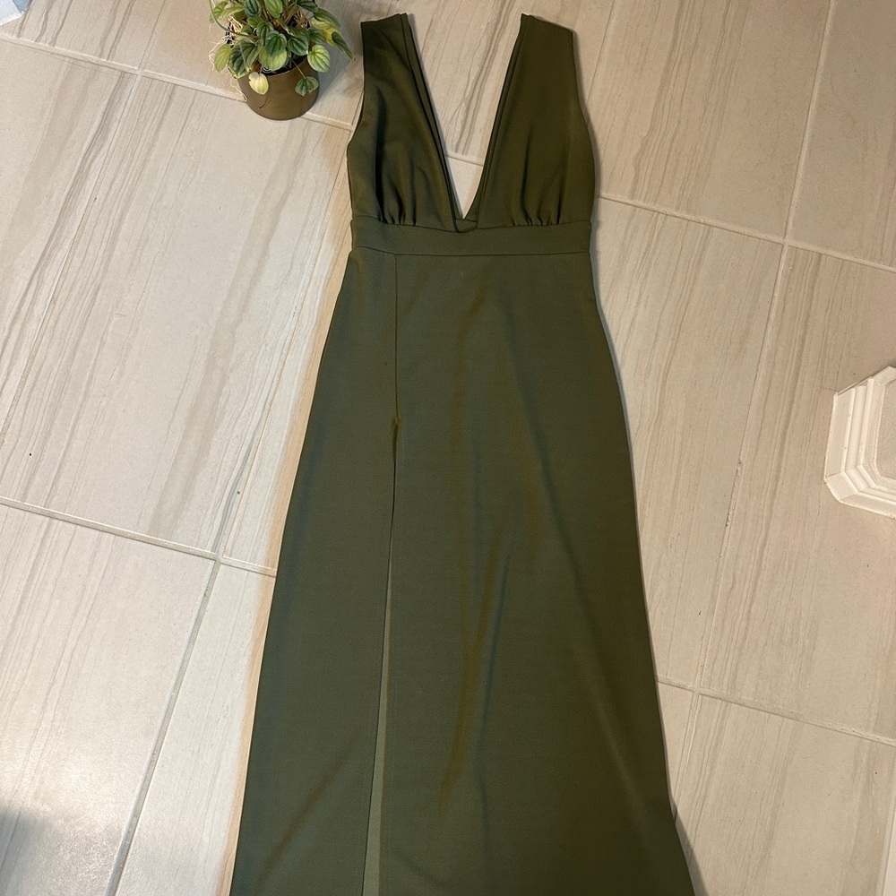 Nasty Gal - high slit - Olive Green V-Neck Dress